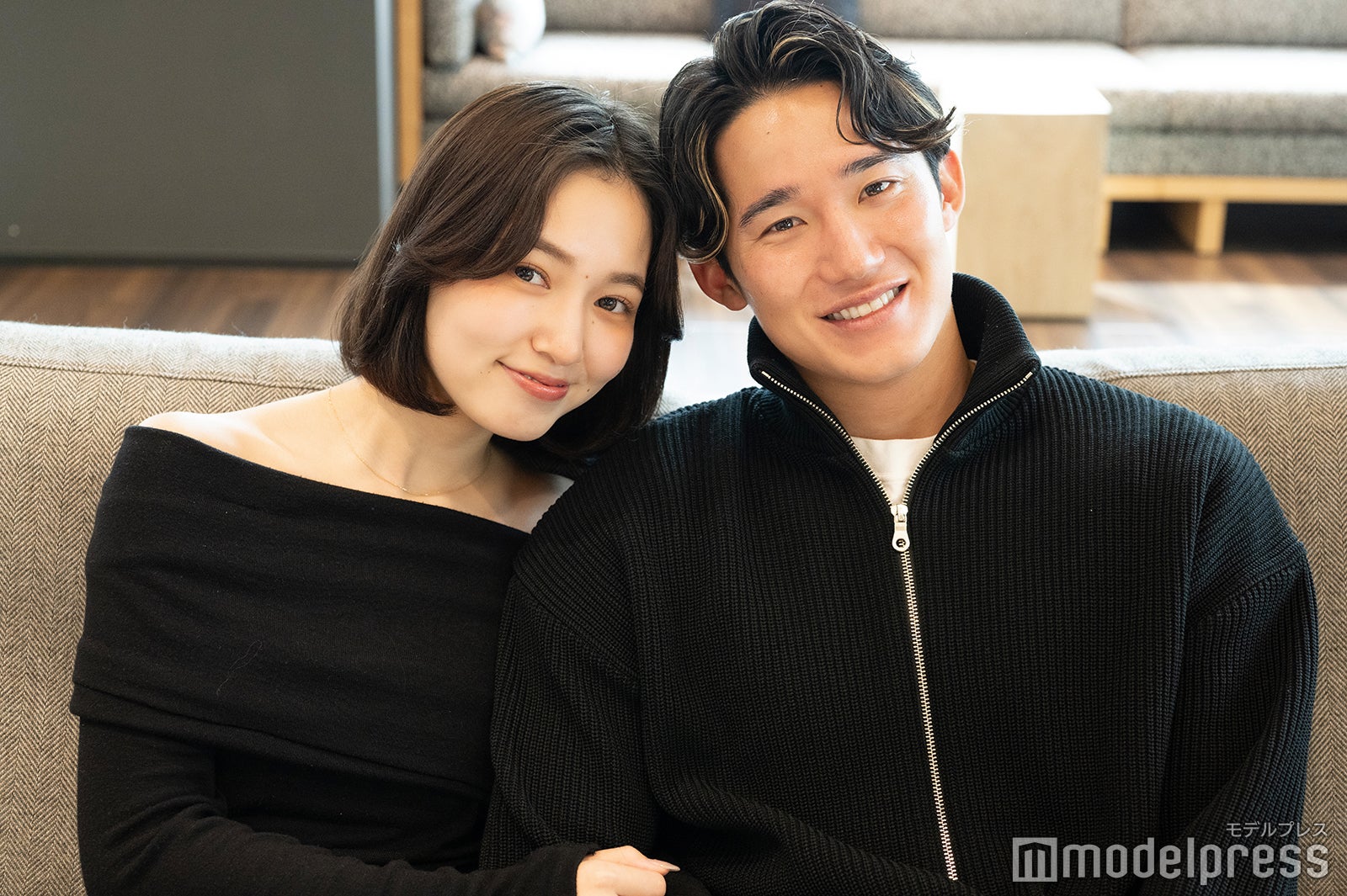 ミミ（美海）、アツシ（荒井陸）（C）モデルプレス