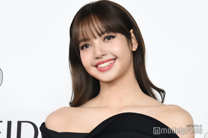 リサ(C)モデルプレス