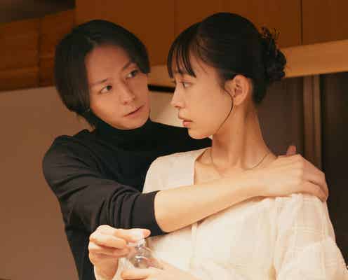 「私の町の千葉くんは。」井桁弘恵&犬飼貴丈、冒頭からベッドシーン「破壊力」「大人の色気爆発」の声