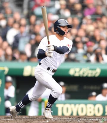 大垣日大 エース・竹岡が涙の188球熱投で勝利呼び込む 延長タイブレークを制し2回戦進出「代えることは考えられなかった」高橋監督は甲子園初勝利