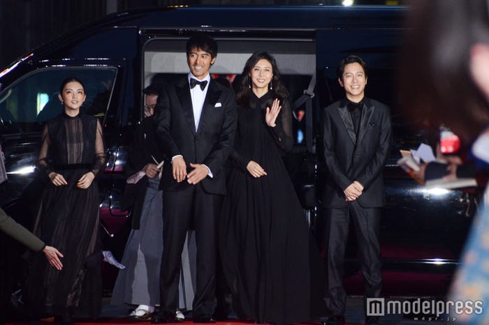 (C)モデルプレス