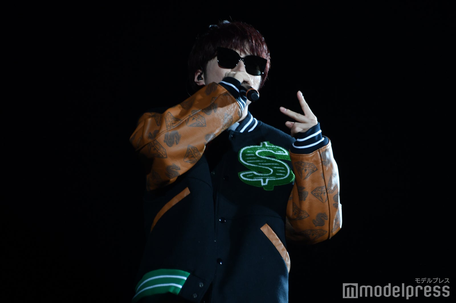 ラップを披露するあむぎり（C）モデルプレス