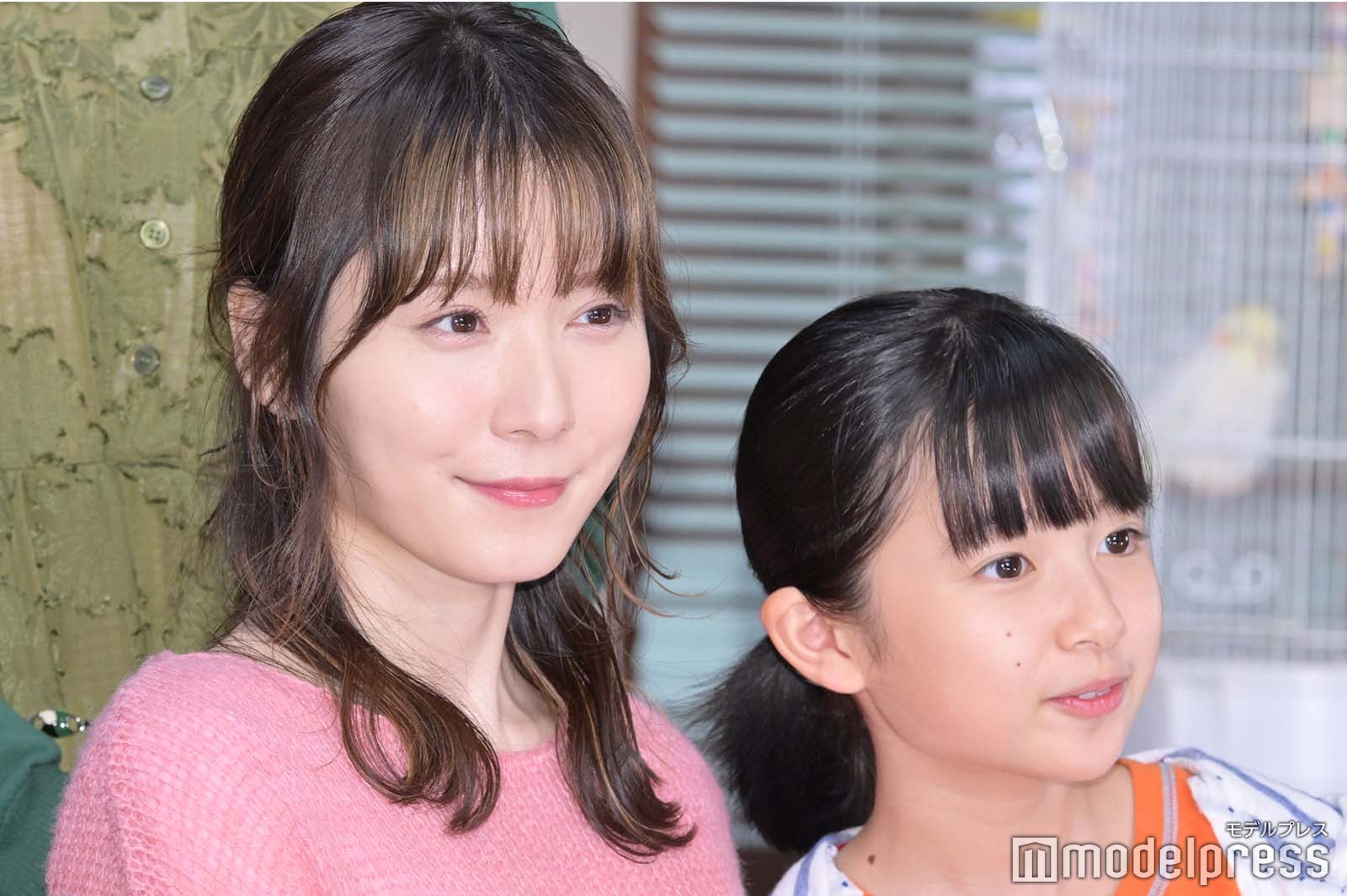 松岡茉優、白山乃愛（C）モデルプレス