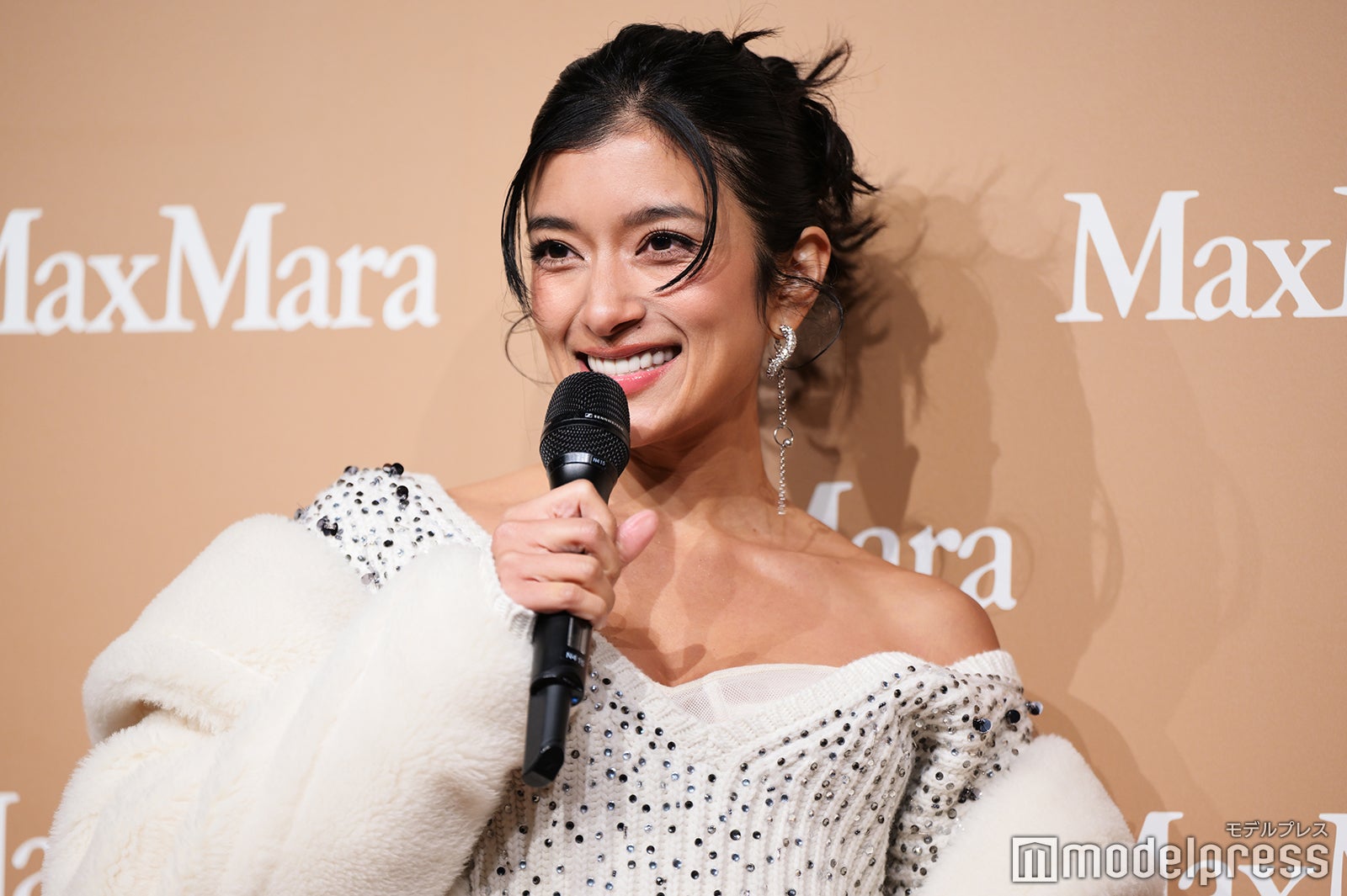 ローラ（C）モデルプレス