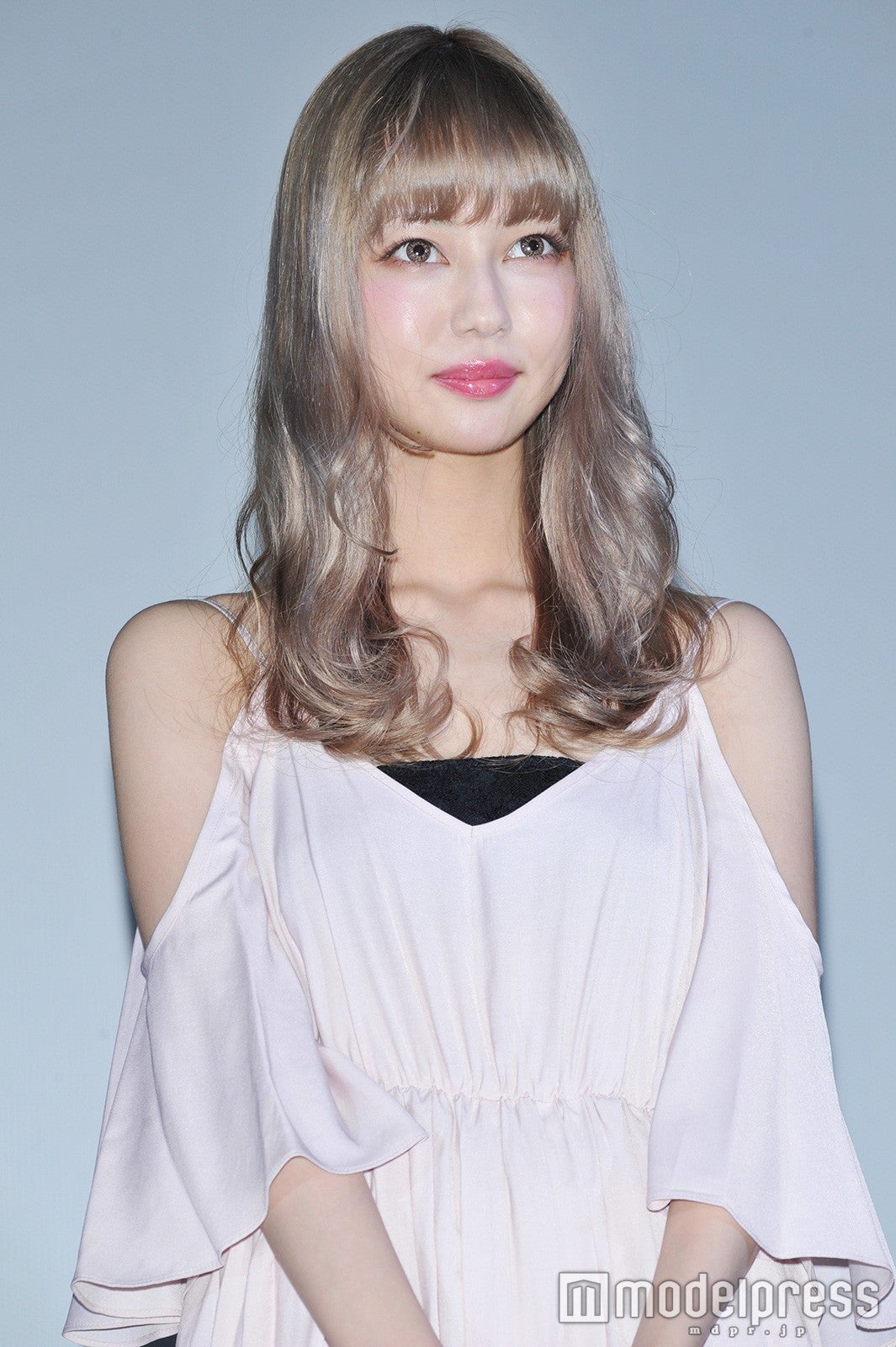 中村里砂（C）モデルプレス