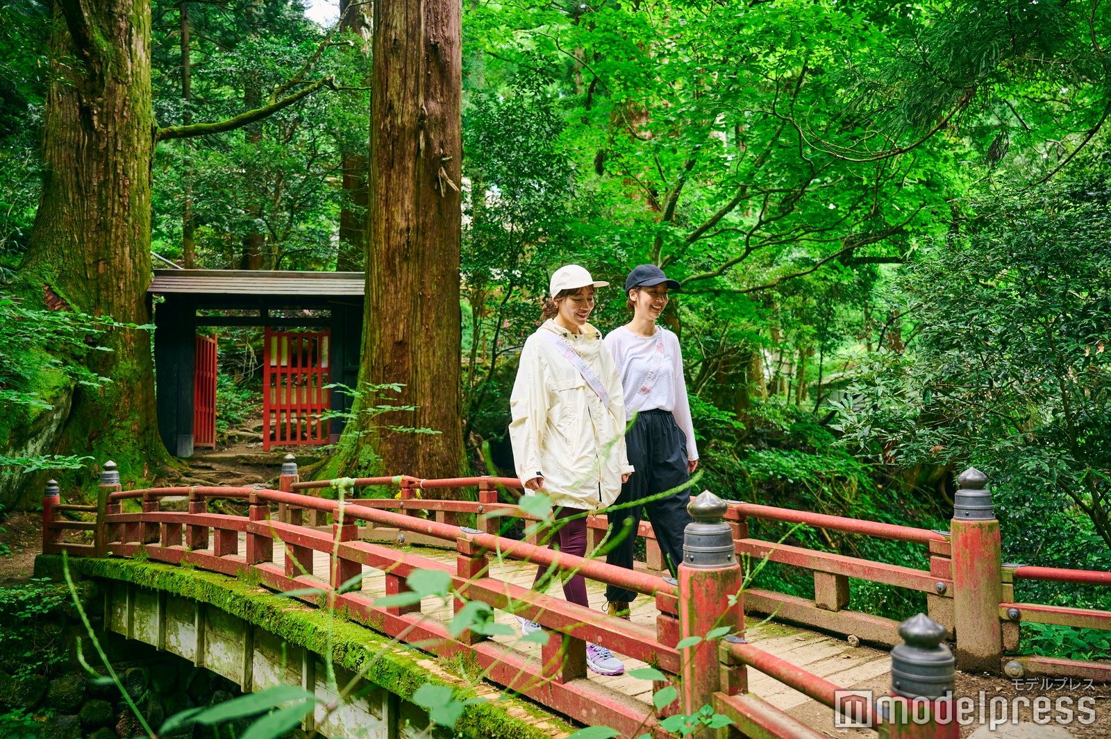 三徳山三佛寺（C）モデルプレス