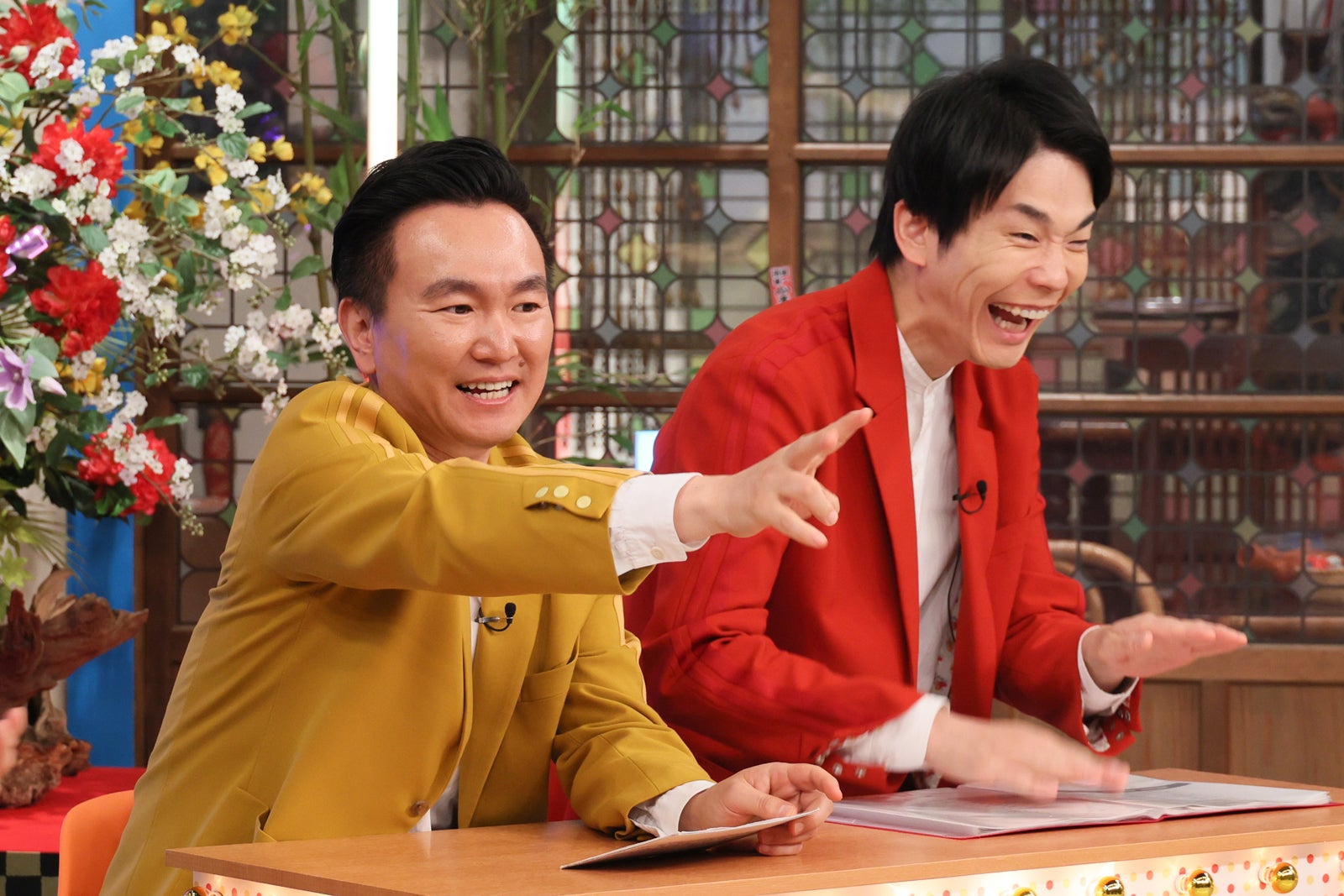 山内健司、濱家隆一（C）テレビ朝日