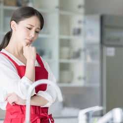 義両親や義姉と二世帯同居 トラブル続きで家を出たいけれど旦那さんが反対する どうしたらいい モデルプレス