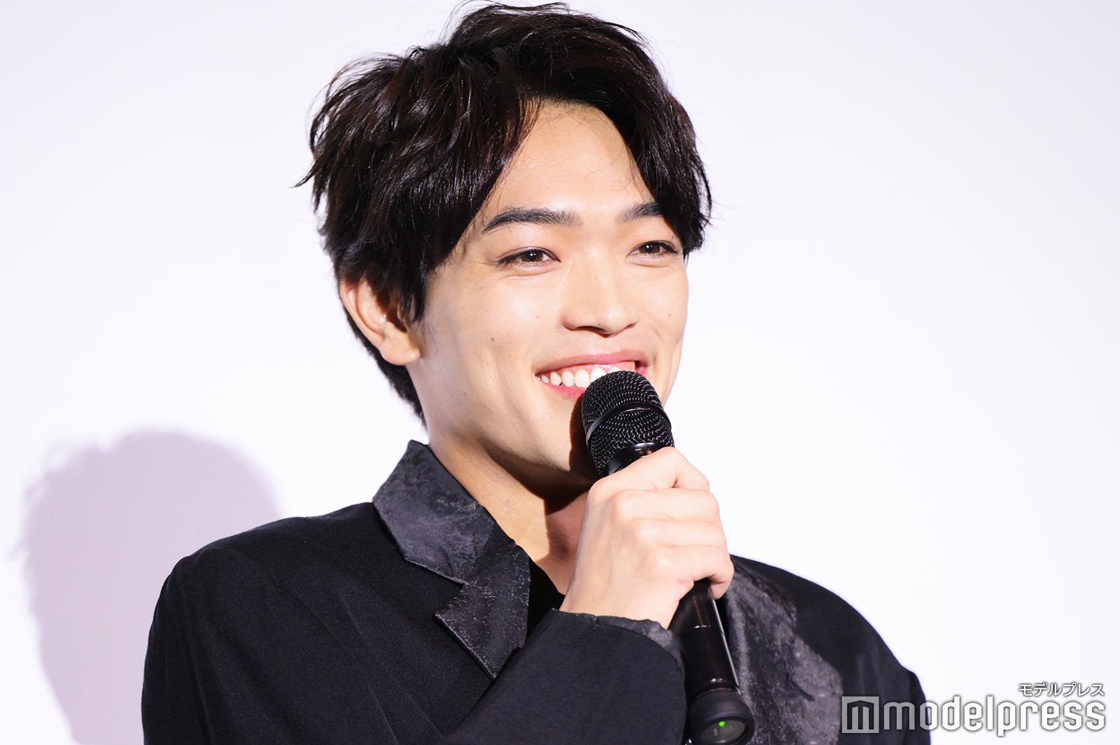 timelesz原嘉孝、自身にとってのヒーローは？「身に沁みて感じた瞬間」も明かす【初恋芸人】