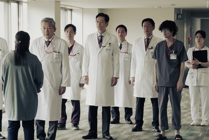 井浦新、若葉竜也ら「アンメット ある脳外科医の日記」第9話より(C)カンテレ