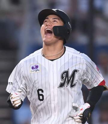 プロ初の満塁本塁打を放ったロッテ・西川史礁の雄たけびに 荒ぶる魂を見た！