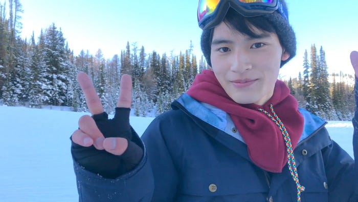 岡田健史/2019年度「JR SKISKI」CMより(提供写真)