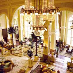 東京ディズニーランドホテル・ロビー(C)Disney