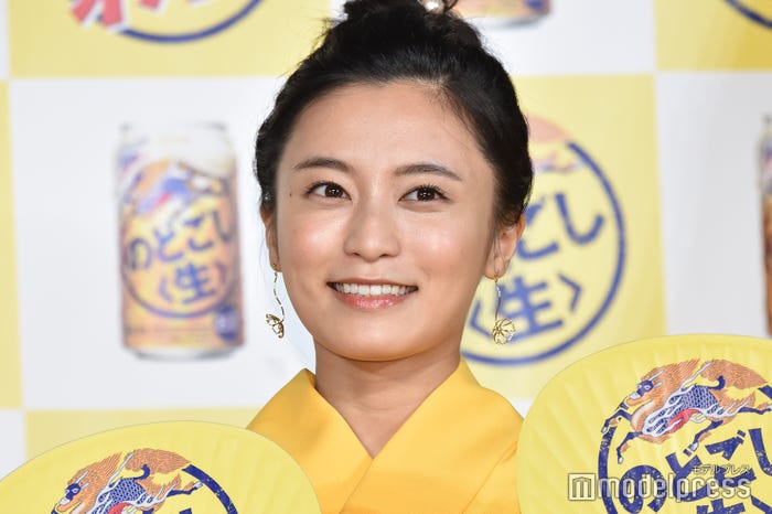 小島瑠璃子(C)モデルプレス