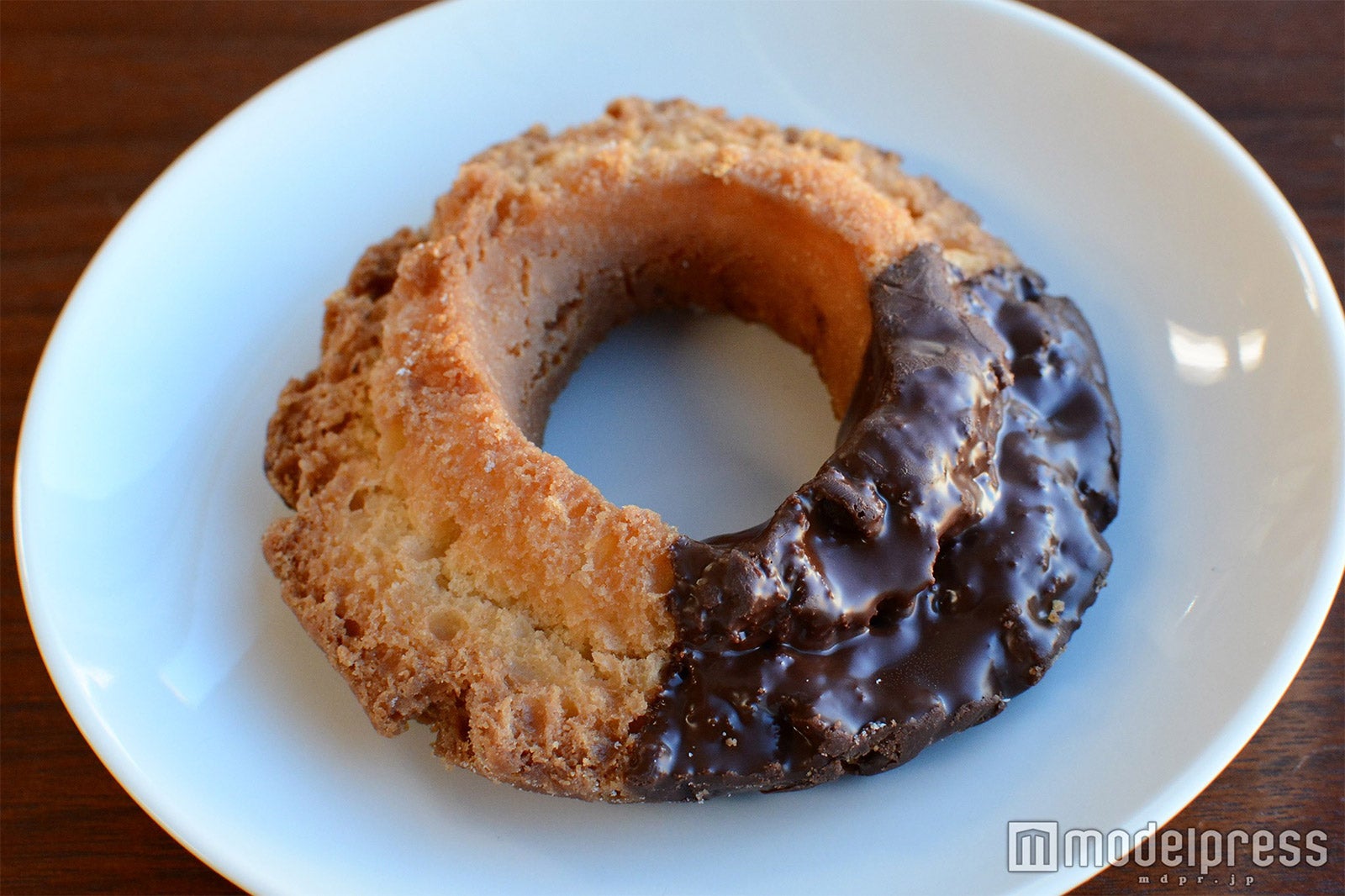 「チョコオールドファッション」100円（税込）（C）モデルプレス（商品提供：セブン-イレブン）