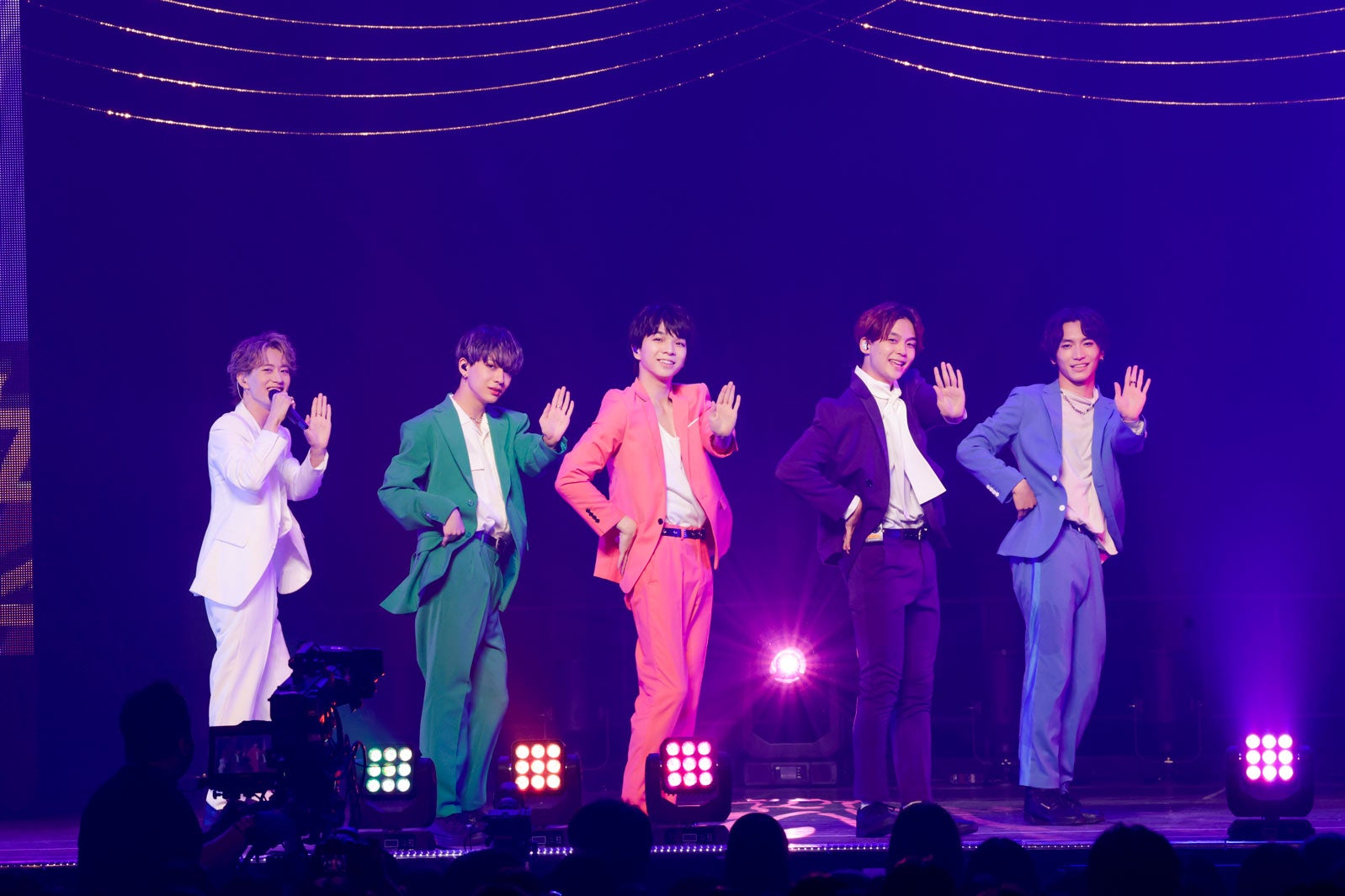 超快適／撮影：笹森健一、米山三郎、小坂茂雄