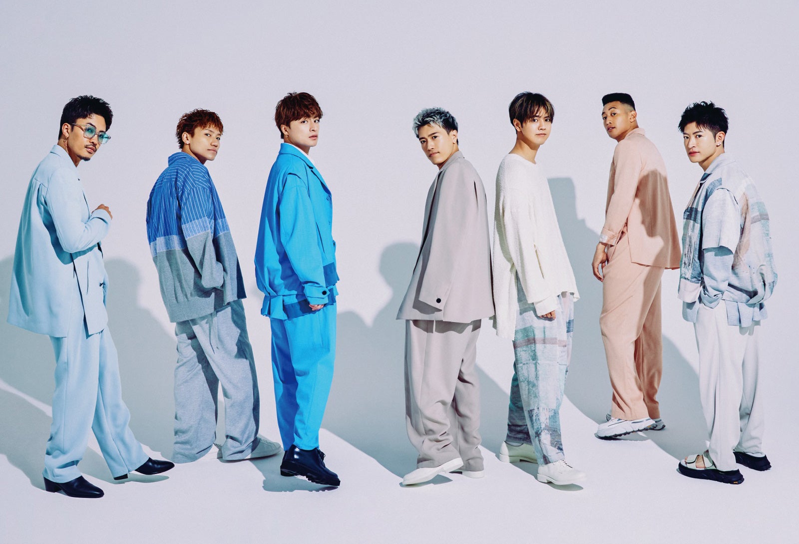 GENERATIONS、クールな姿で「smart」表紙登場　中務裕太の意外な一面明らかに