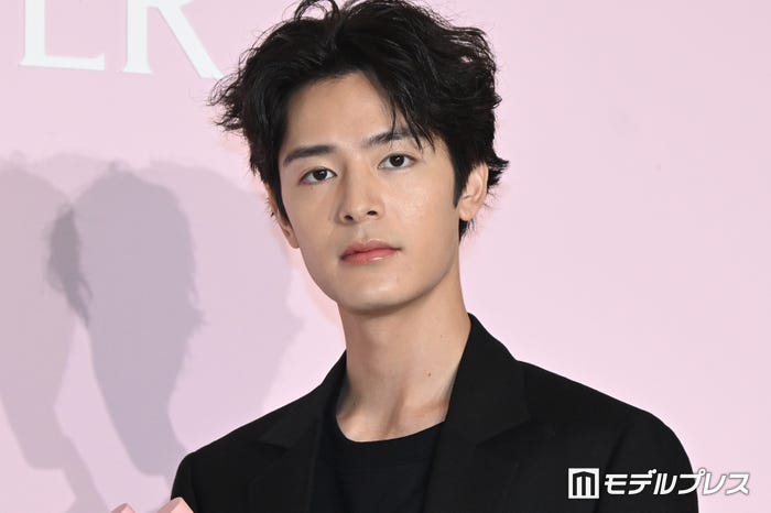 塩野瑛久(C)モデルプレス