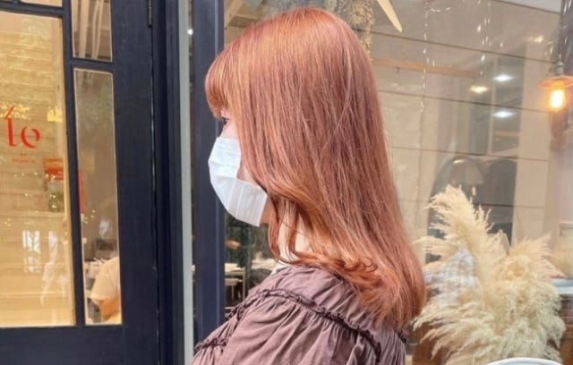一気に旬顔へアップデート！取り入れやすい「青みメイク＆ツヤカラー」