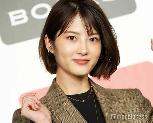 元乃木坂46若月佑美「ヴァンパイア貴族」姿で美脚披露「麗しい」「ビジュ最強」と反響