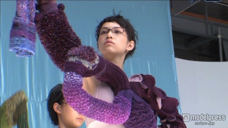 水原希子／「Zoff（ゾフ）」新CM「くにゅくにゅ篇」メイキングショット