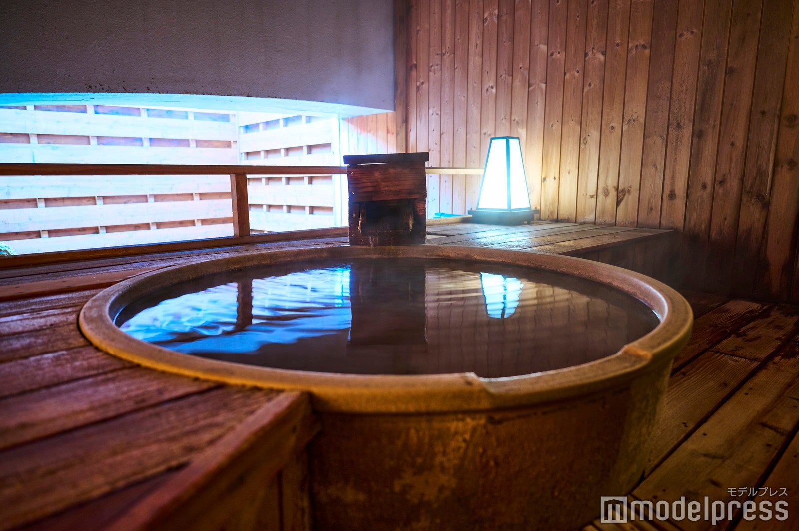 五の湯 信楽焼（C）モデルプレス