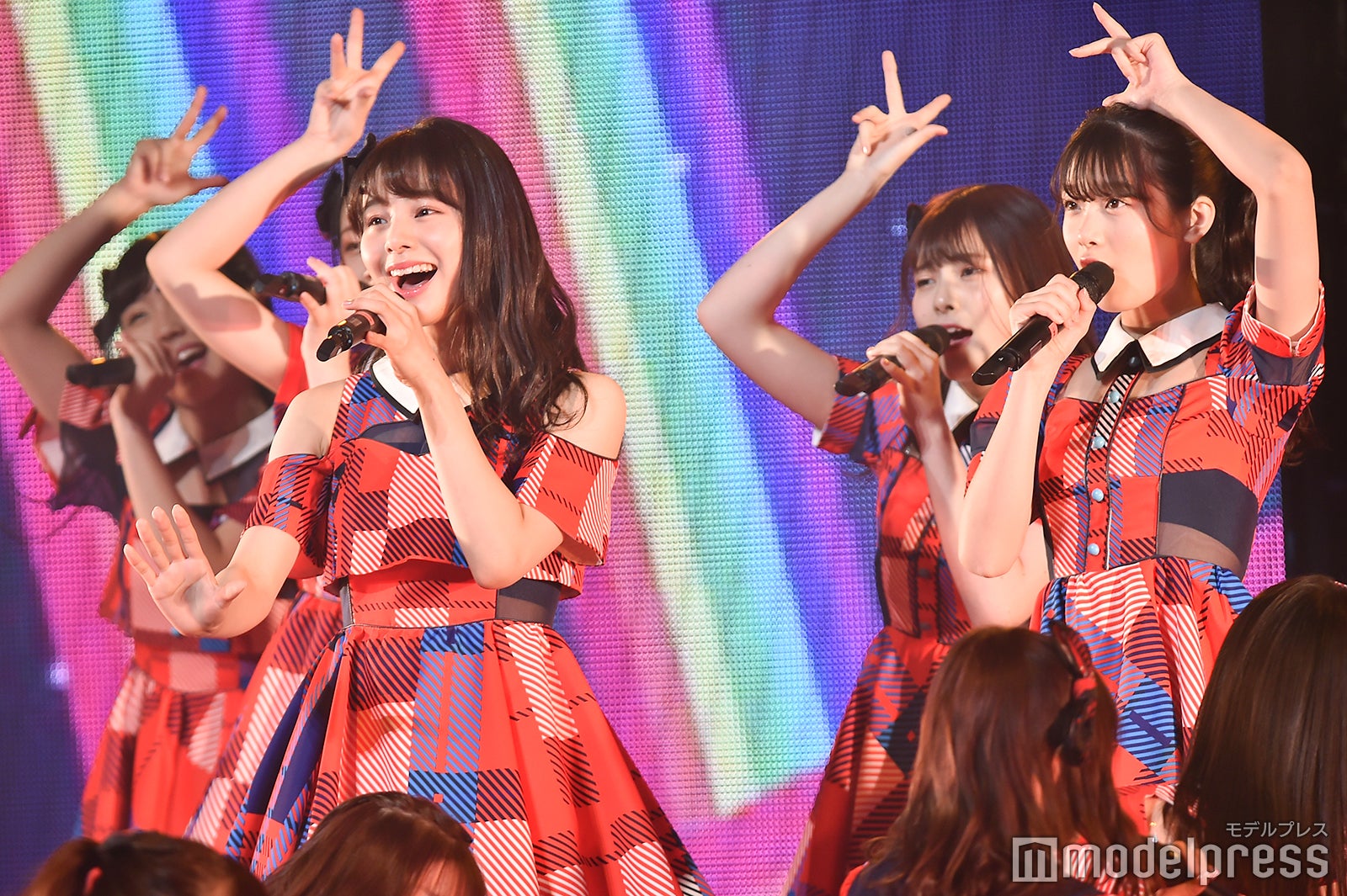 本間日陽、小越春花「NGT48 選抜メンバーコンサート ～TDC 選抜、合宿にて決定。初めての経験～」 （C）モデルプレス