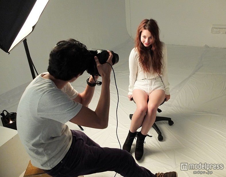 丹羽仁希さん／初撮影の模様