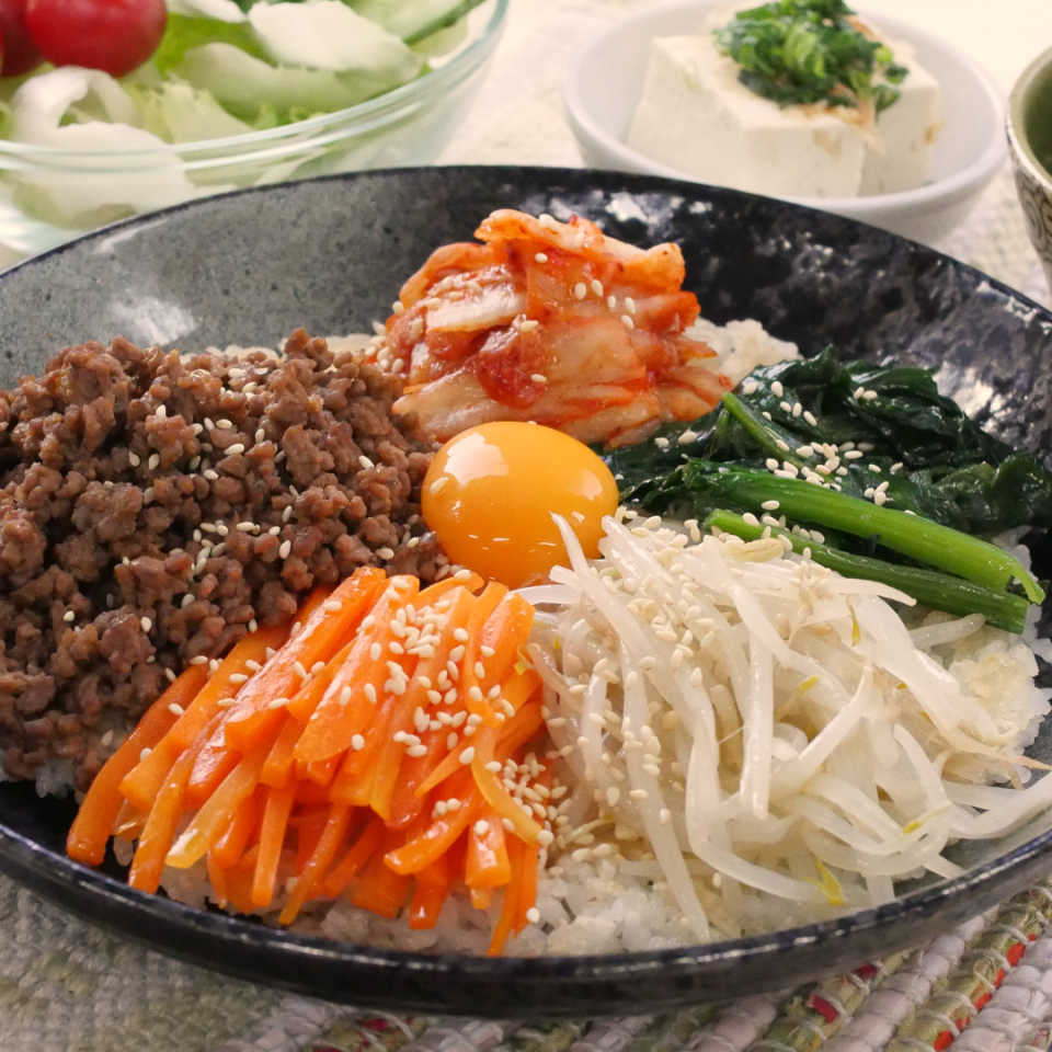 カリカリおこげもフライパンで!簡単本格「石焼風ビビンバ」