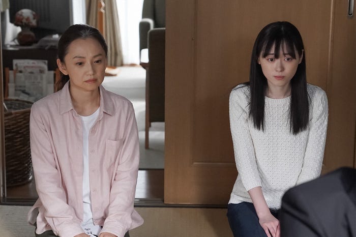 永作博美、福原遥/「舞いあがれ!」第68話(C)NHK