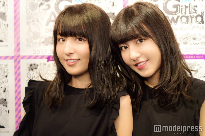 新世代の双子美女りかりこの ガチ私服 を真似したい おそろコーデの決め方 取り合いになったら モデルプレス 新世代の双子美女りかりこの ガチ私服 を真似したい おそろコーデの決め方 取り合いになったら モデルプレス