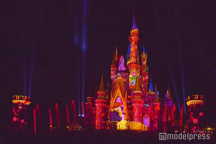 東京ディズニーランド史上最高レベルのショーがスタート Tdr35周年 ナイトタイムスペクタキュラー Celebrate Tokyo Disneyland モデルプレス 東京ディズニーランド史上最高レベルのショーがスタート Tdr35周年 ナイトタイムスペクタキュラー Celebrate Tokyo Disneyland モデルプレス