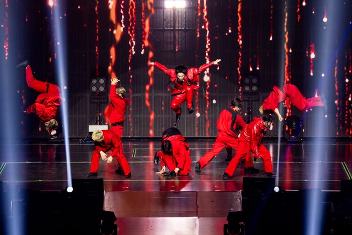 THE JET BOY BANGERZ(C)The Performance/撮影:田中聖太郎写真事務所