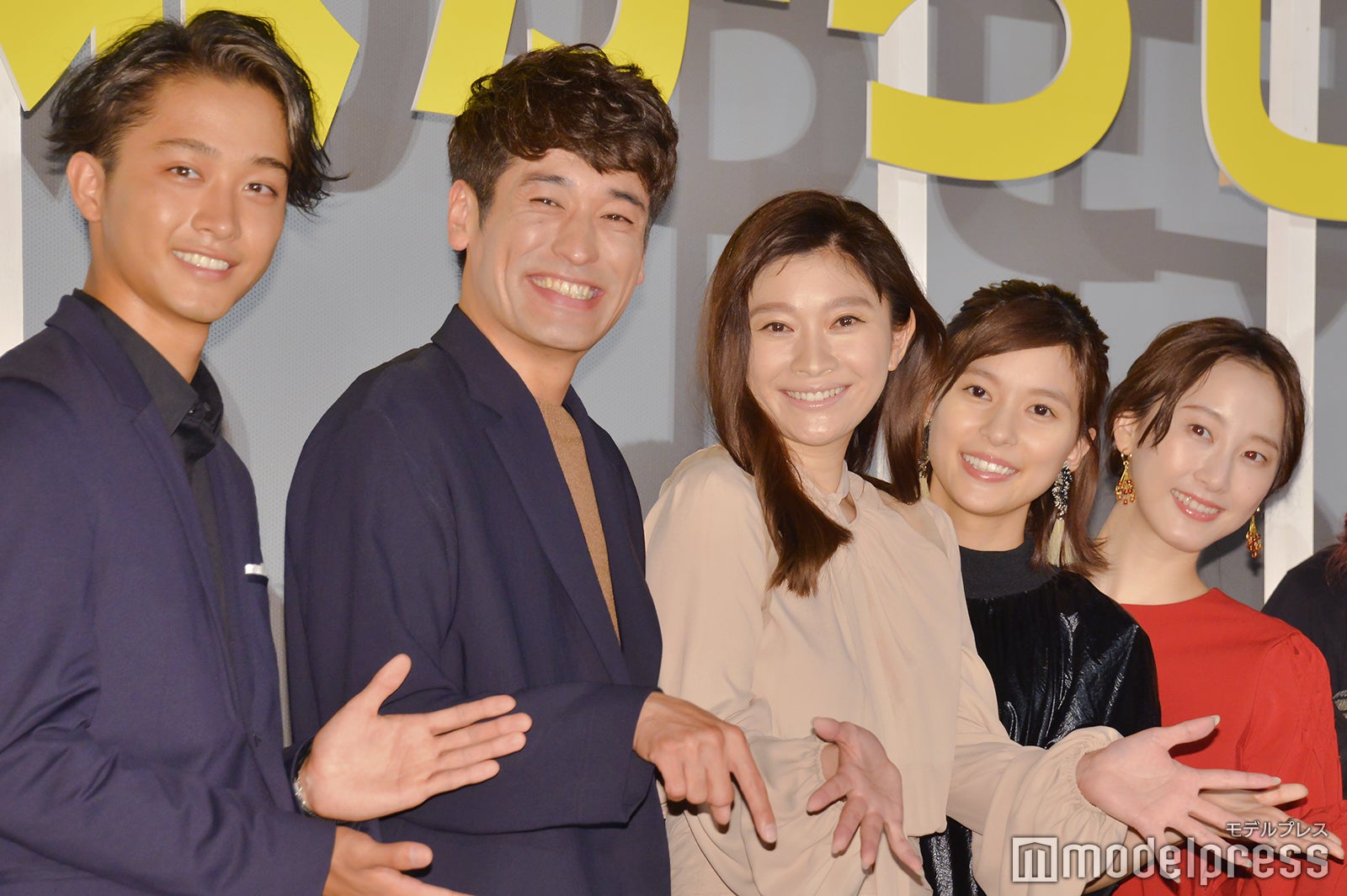 佐藤寛太、佐藤隆太、篠原涼子、芳根京子、松井玲奈 （C）モデルプレス