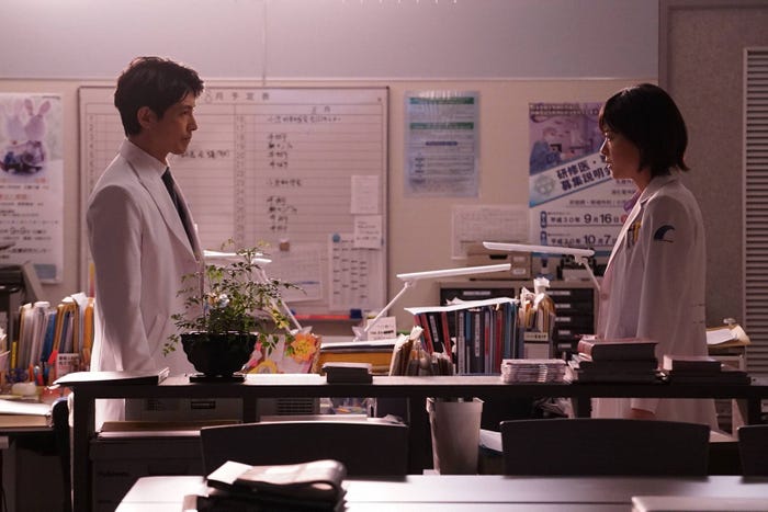 藤木直人・上野樹里/「グッド・ドクター」第4話より(C)フジテレビ