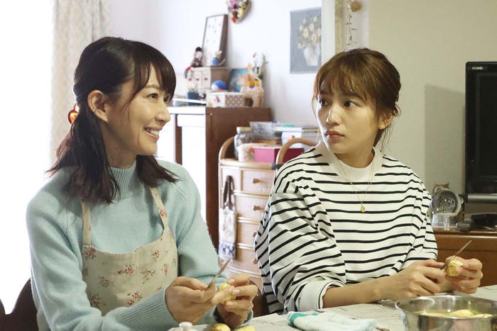 森口瑤子、川口春奈/「silent」第8話より(C)フジテレビ