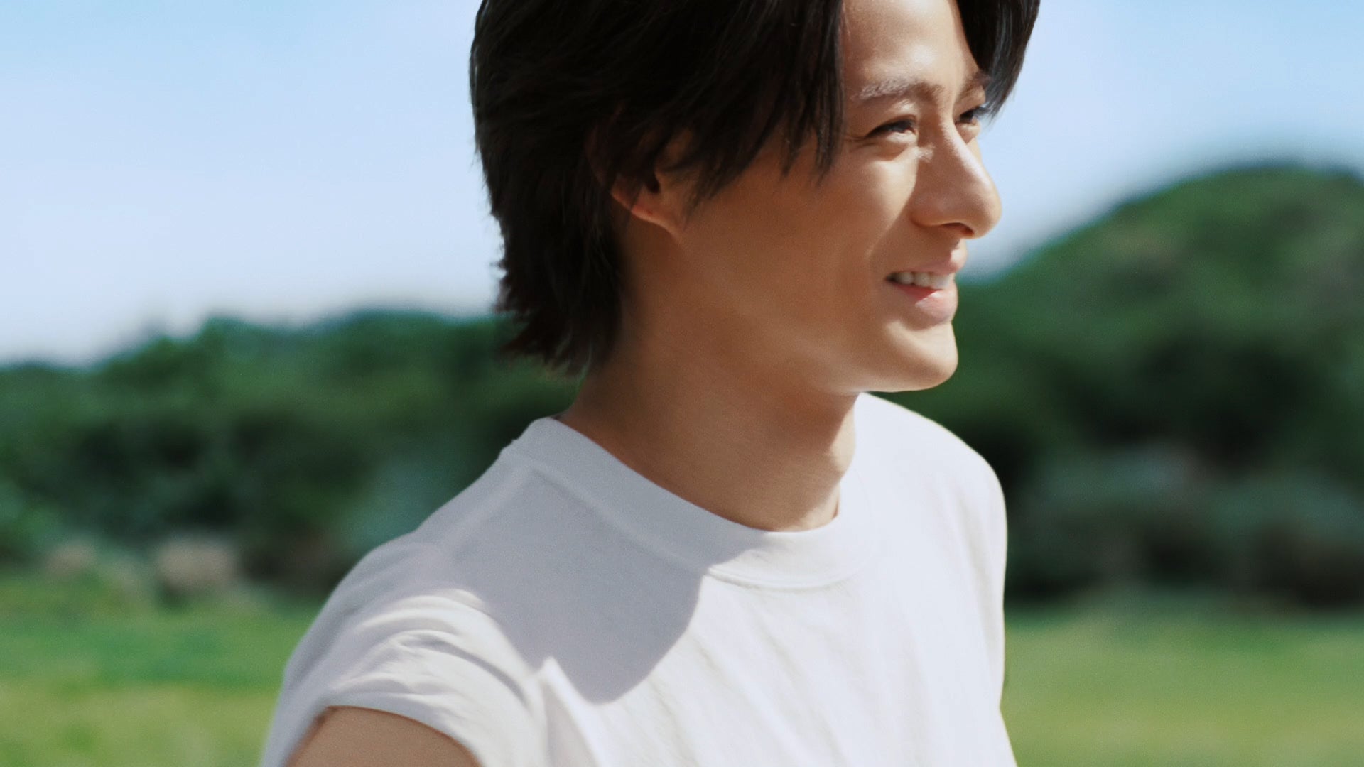 平野紫耀「僕らの夏は、液体ムヒS。」篇より（提供写真）