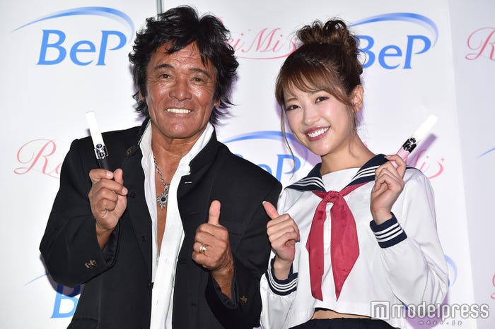 松崎しげる、くみっきー(C)モデルプレス