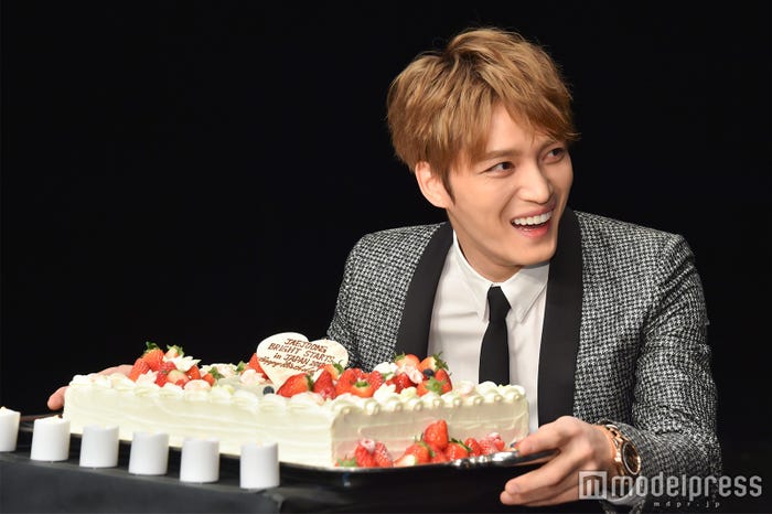 嬉しそうなジェジュン(C)モデルプレス