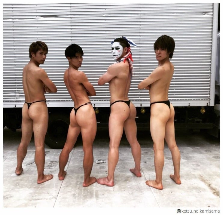 金爆・樽美酒研二&ボイメン辻本達規・平松賢人・勇翔の“ケツ友”ショット「すごい迫力」と反響