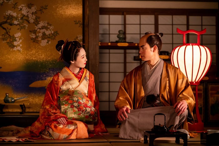 福原遥、宮沢氷魚(C)NHK