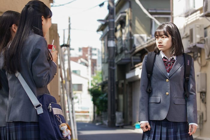 月島琉衣「街並み照らすヤツら」第6話より(C)日本テレビ