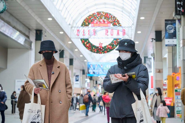 佐藤健、神木隆之介(C)Co-LaVo.inc