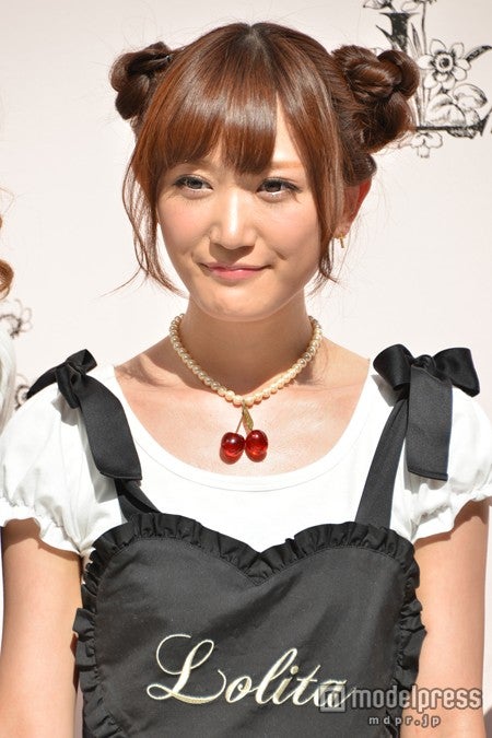 「LARME（ラルム）」の創刊1周年記念イベント「LOVELY 1st ANNIVERSARY」に出席した菅野結以