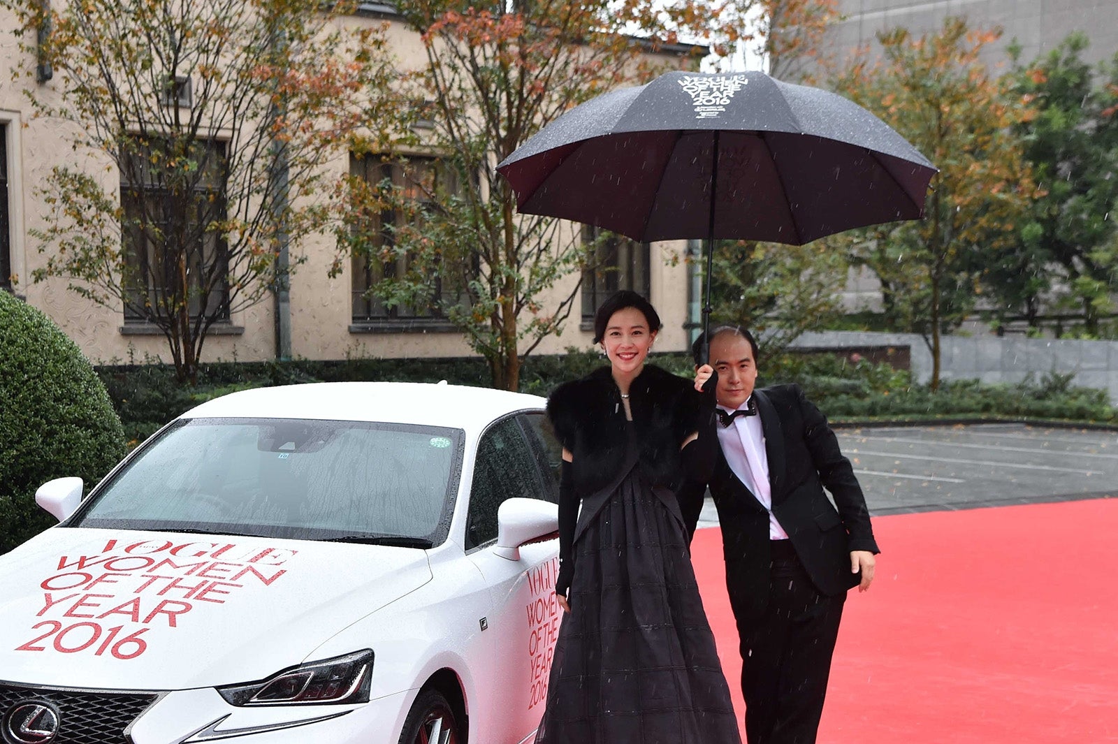 「VOGUE JAPAN Women of the Year 2016」レッドカーペットの様子