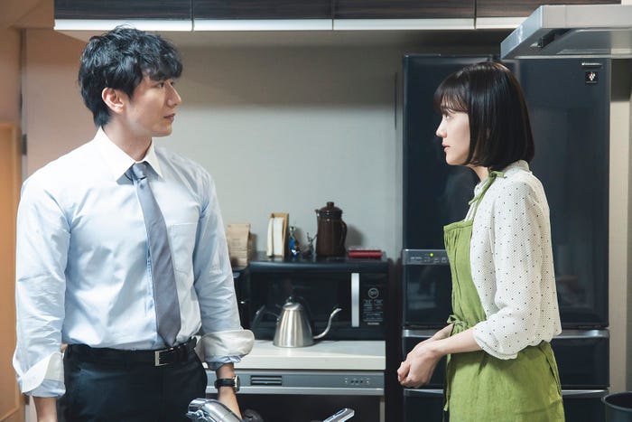 大貫勇輔、松井愛莉「子宮恋愛」第8話(C)ytv