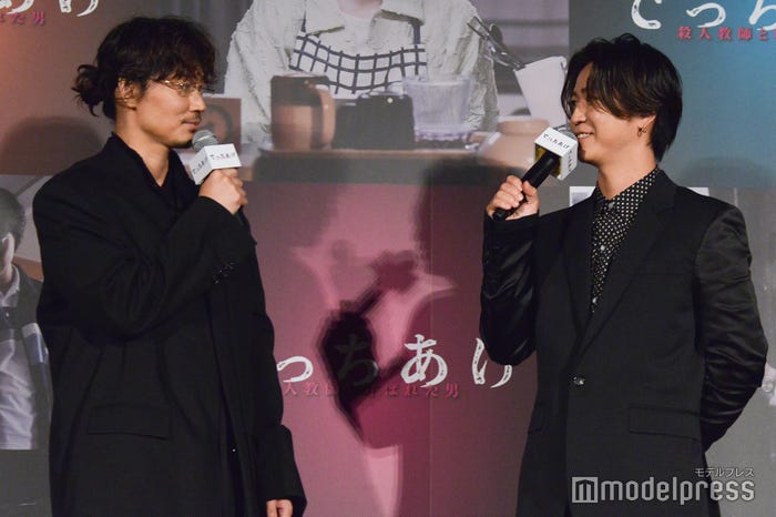 綾野剛、亀梨和也(C)モデルプレス