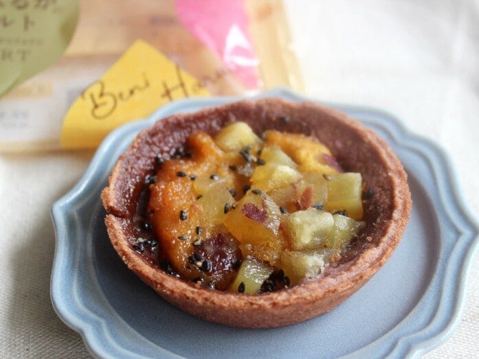 皮付きのおいもにアメがからんで、見た目も大学芋のよう