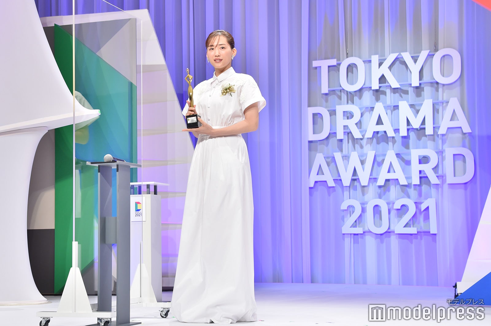 綾瀬はるか（C）モデルプレス