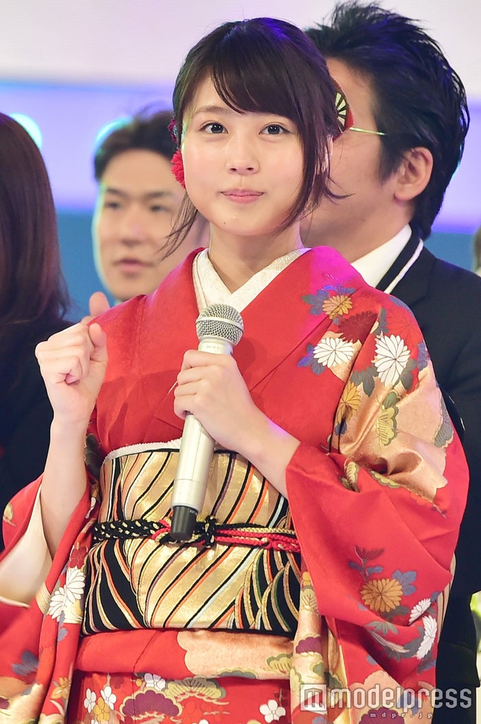 有村架純 相葉雅紀の無茶ぶりで 茨城弁 披露 緊張してっけどどうすっぺ 紅白本番 モデルプレス